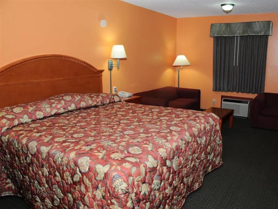 American Inn Cleburne Exteriör bild